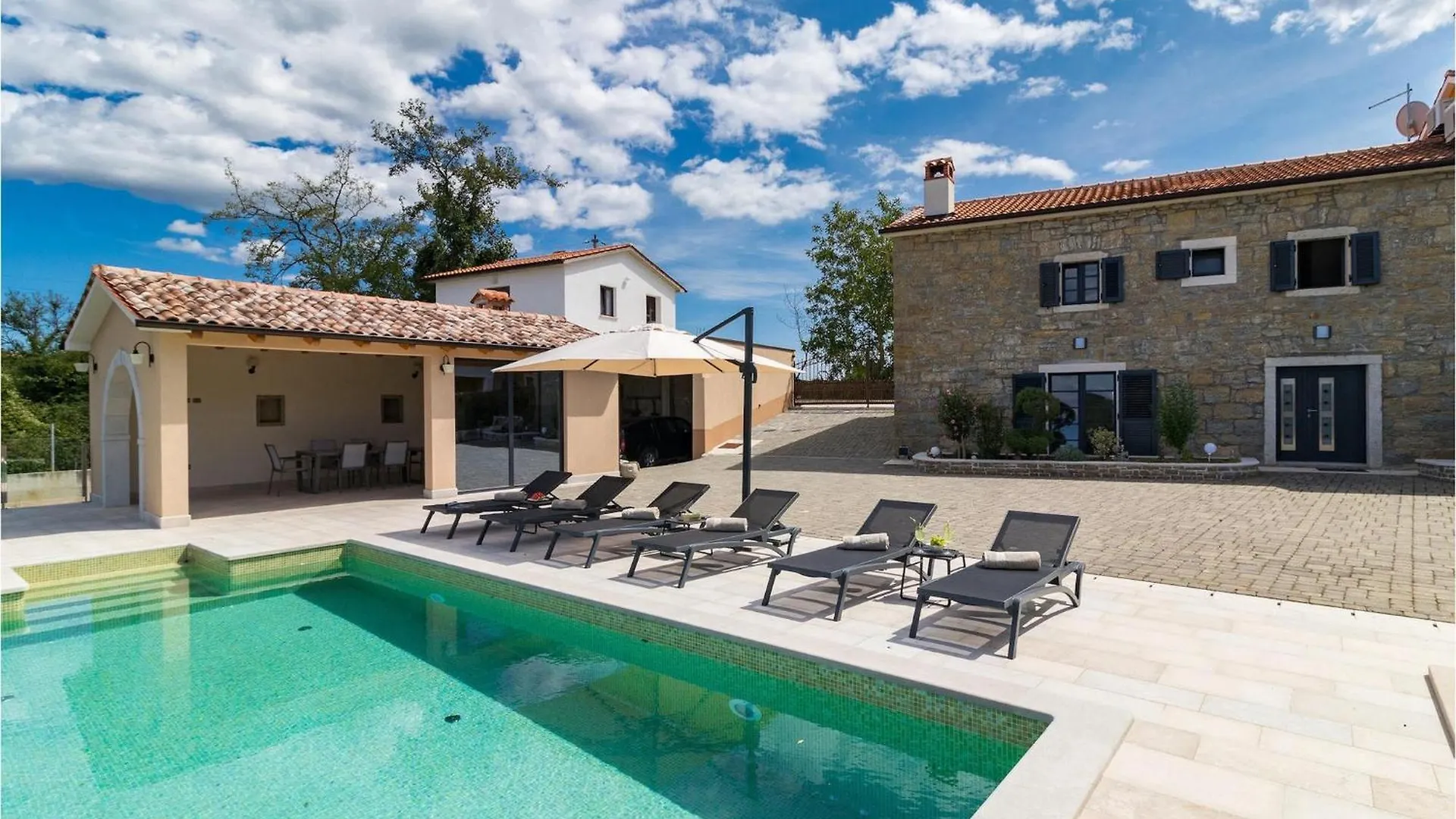 Holiday home Villa Grazia Kascerga